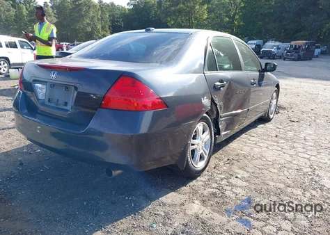 2007 Honda Accord 2.4 Ex z USA, uszkodzony, nr VIN 1HGCM567X7A131171